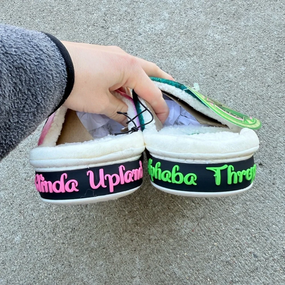 NWT Ground Up Wicked Slippers size 2